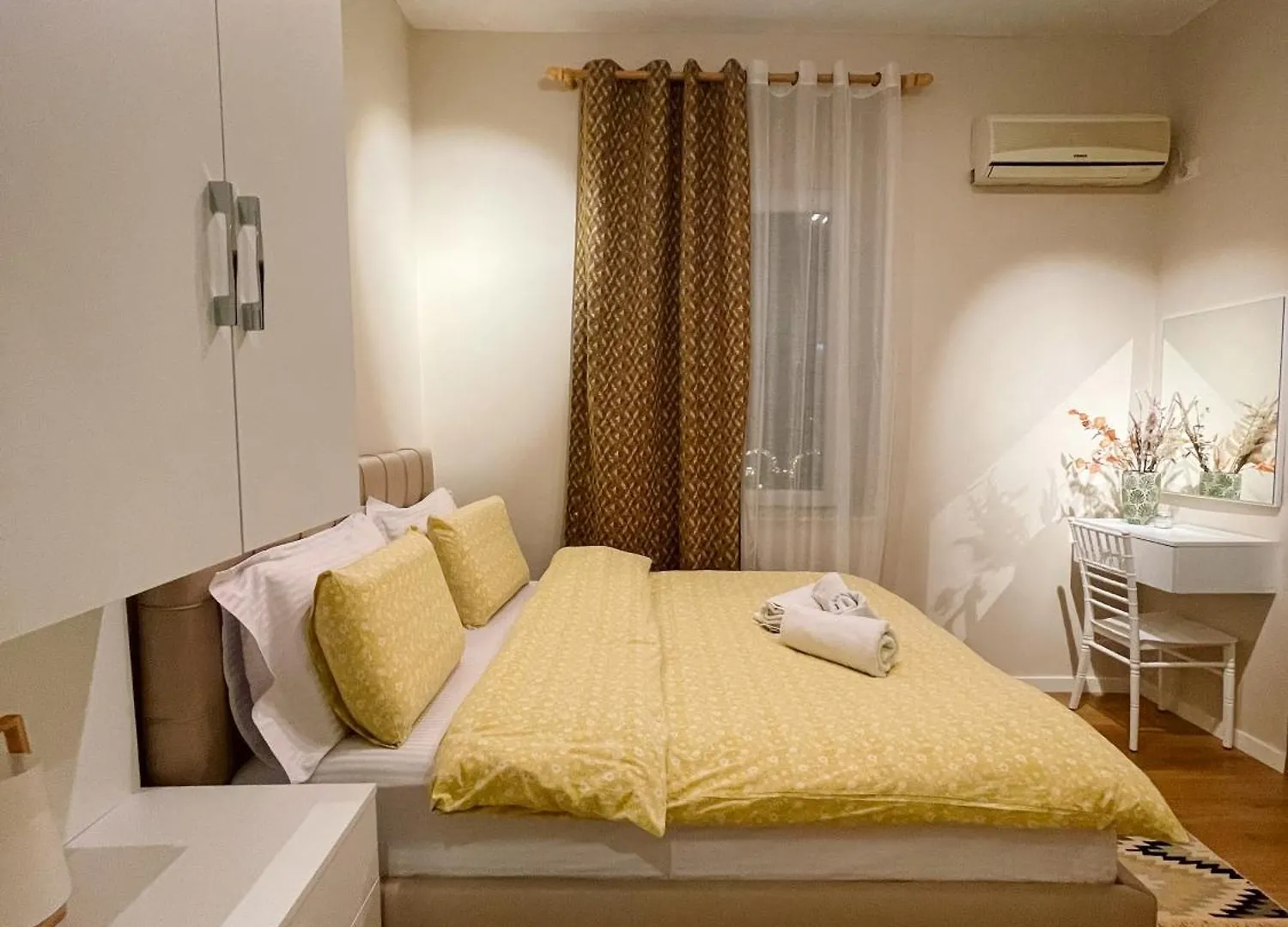Aj Apartments - Hidden Gem In Front Of Taiwan Center Tirana 0*,  Albania